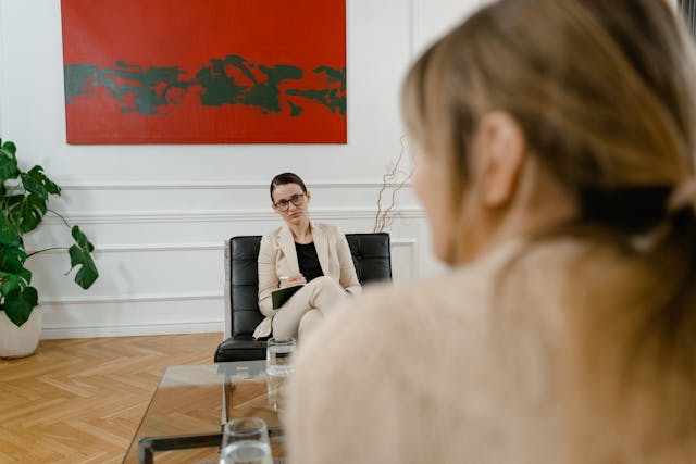 Captación de pacientes para clínicas de psicología: cómo convertir contactos digitales en primeras visitas reales