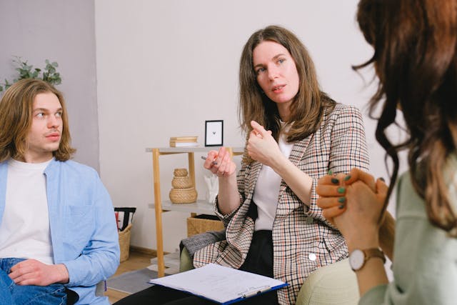 Cómo proteger tu clínica frente al riesgo de falsos autónomos: 5 claves para organizar mejor tu equipo