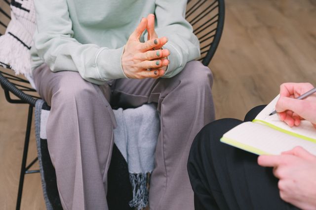 Falsos autónomos en psicología: cuándo una colaboración con una clínica puede convertirse en una relación laboral